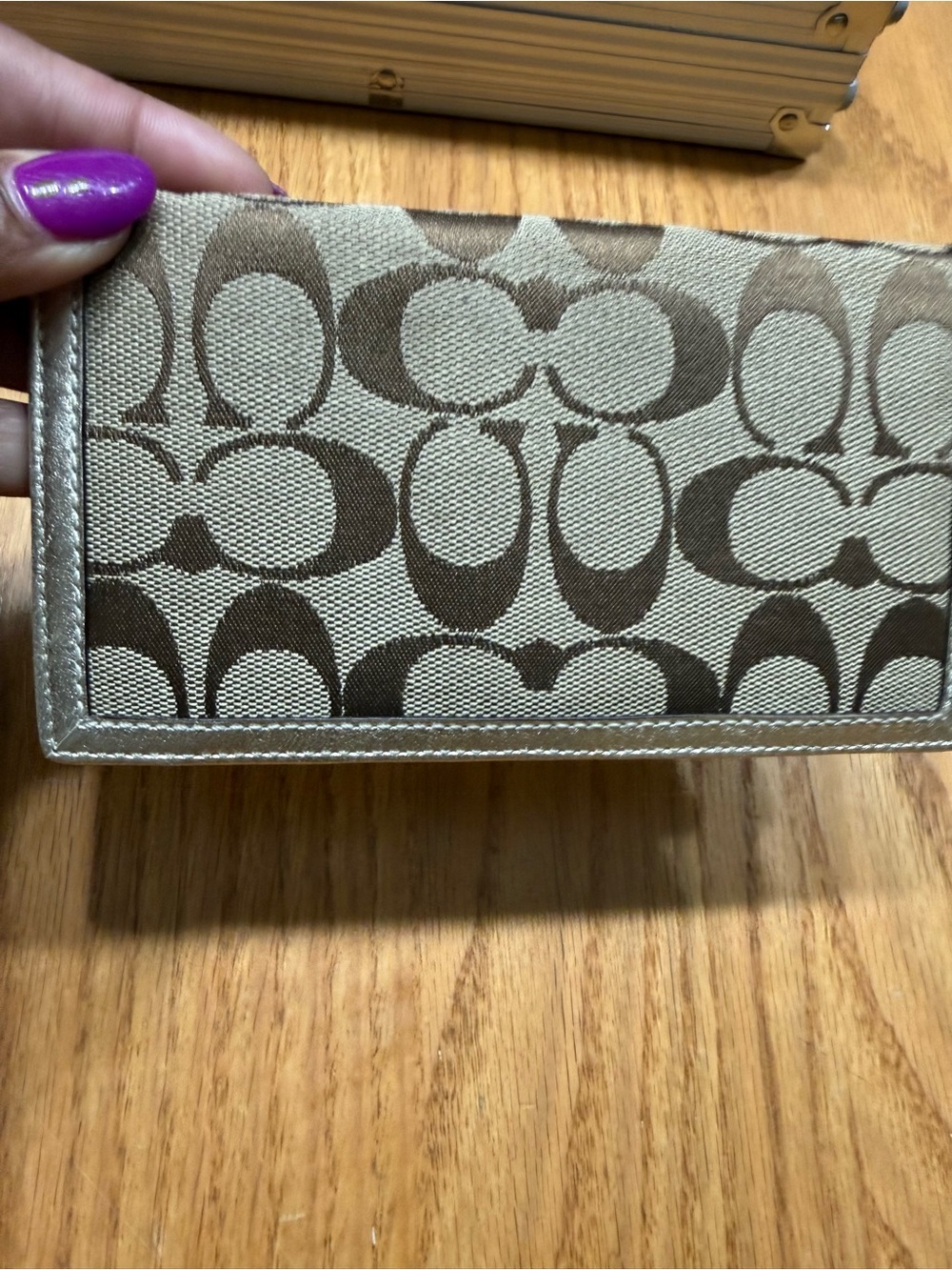 Coach Signature Checkbook Cover – Metallic Gold Leather & Jacquard
